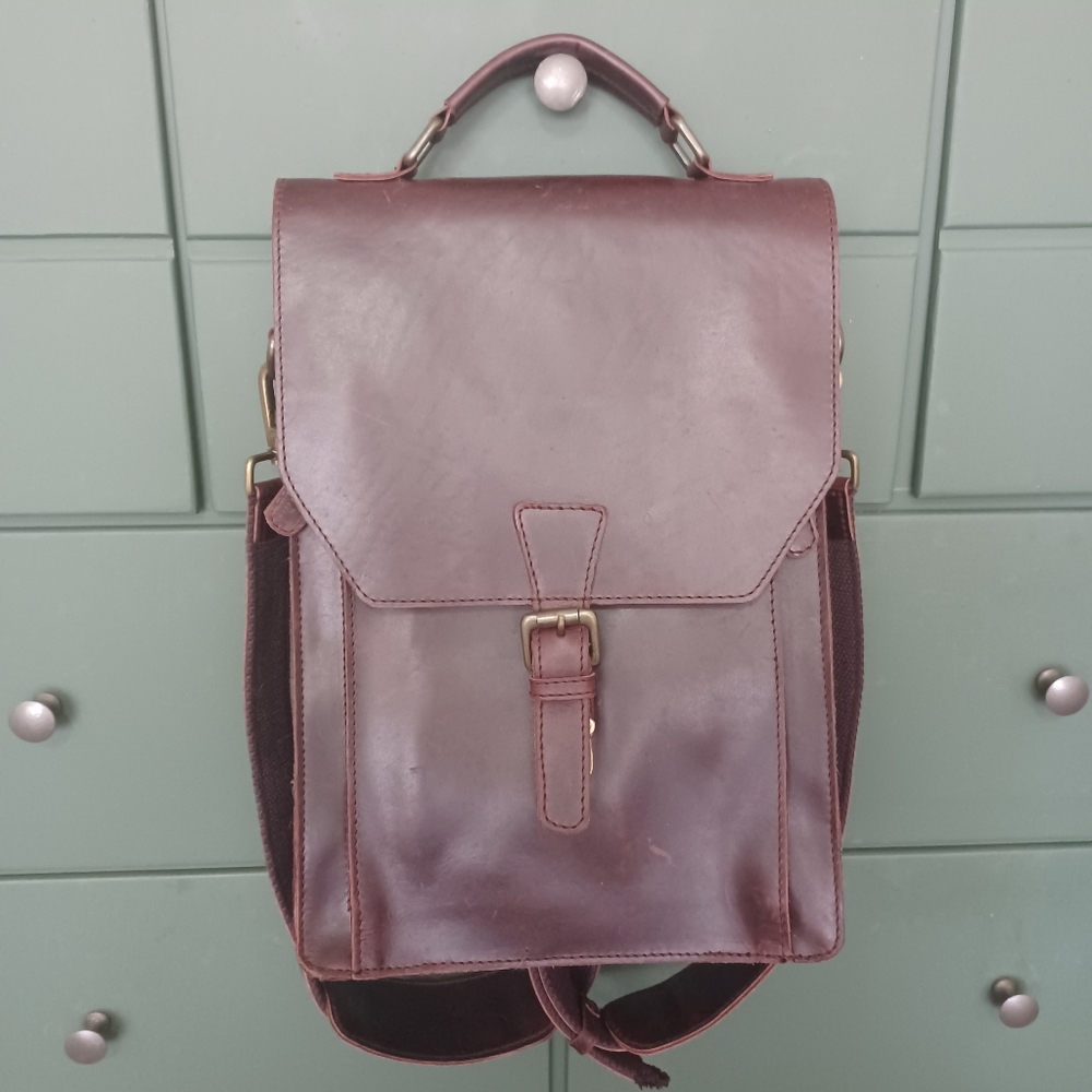 Artisan-made Convertible Brown Leather Backpack / Crossbody Bag